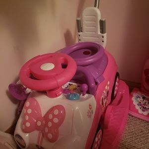 Minnie mouse ride on